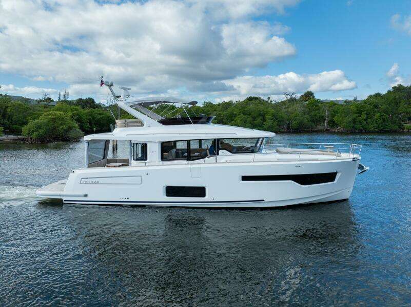In Stock 2026 Nimbus 495 Flybridge 22 49ft Nimbus Yacht For Sale