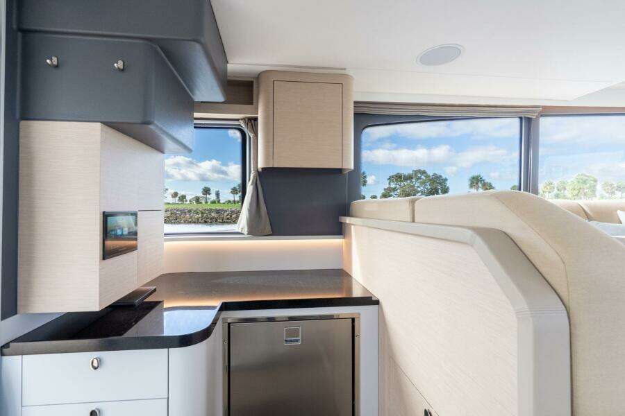 In Stock 2026 Nimbus 495 Flybridge 22 49ft Nimbus Yacht For Sale