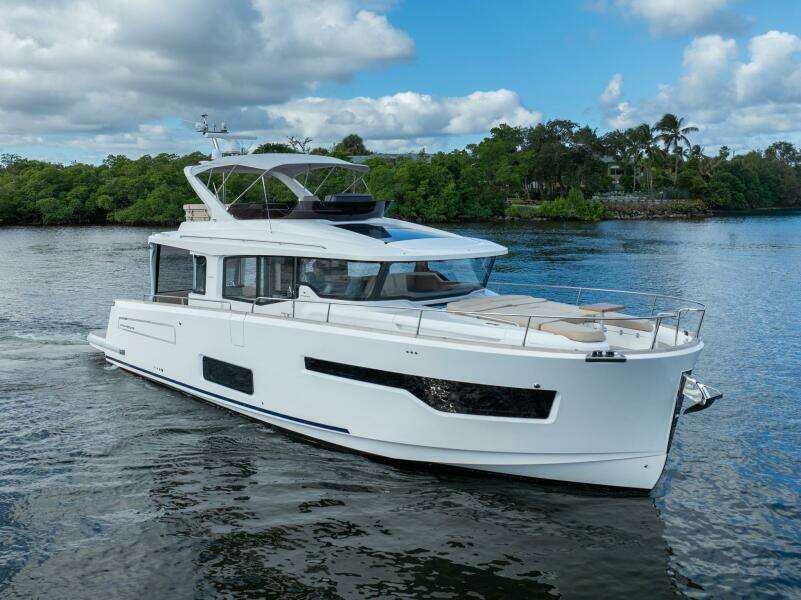 In Stock 2026 Nimbus 495 Flybridge 22 49ft Nimbus Yacht For Sale
