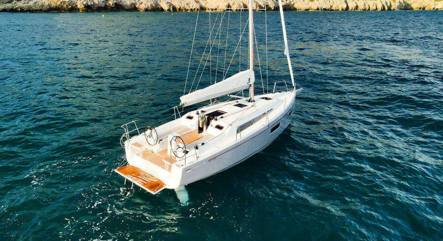 Beneteau Oceanis 34.1 Swing Keel