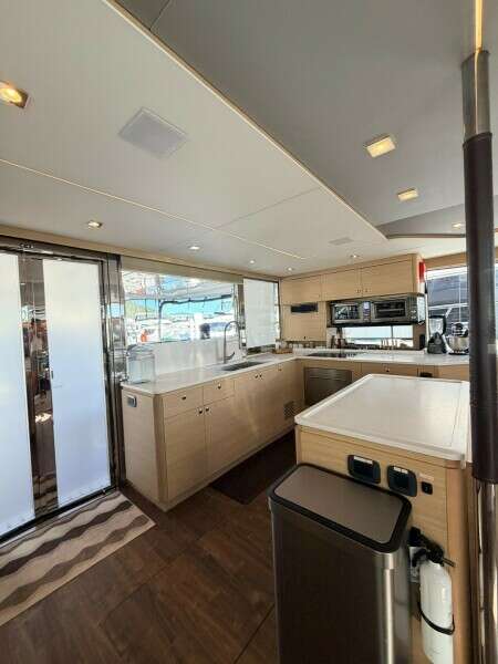 54ft Aquila Yacht For Sale