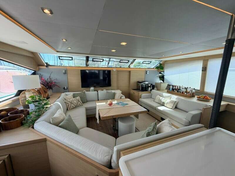 54ft Aquila Yacht For Sale