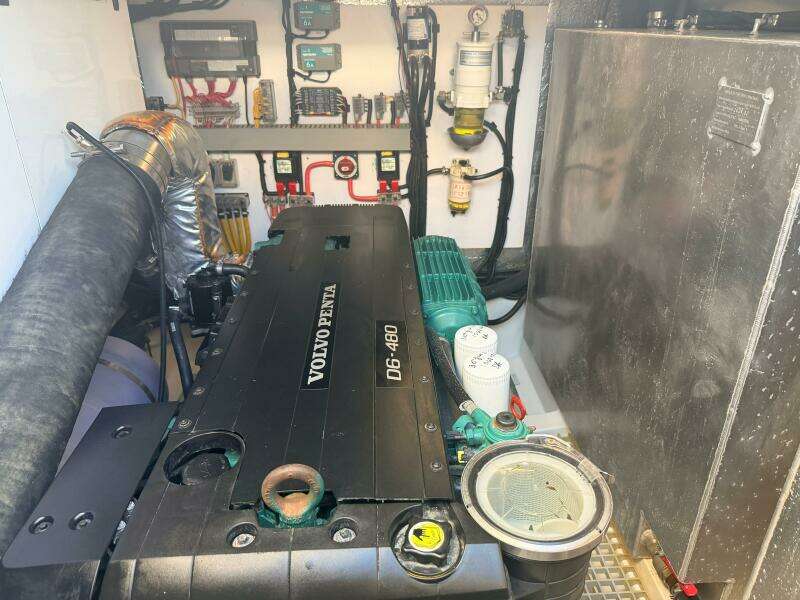 54ft Aquila Yacht For Sale