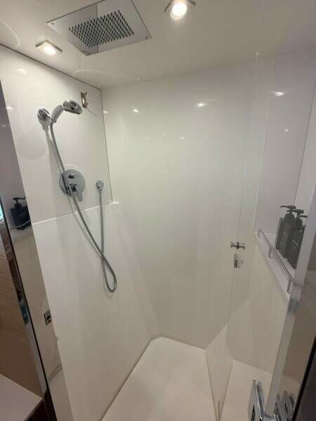 54ft Aquila Yacht For Sale