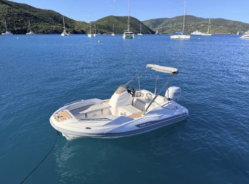 54ft Aquila Yacht For Sale