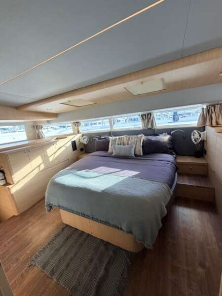 54ft Aquila Yacht For Sale