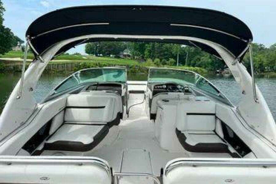 32ft Regal Yacht For Sale