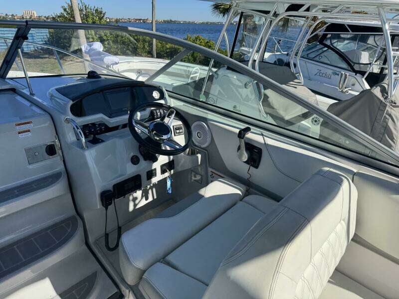 26ft Regal Yacht For Sale