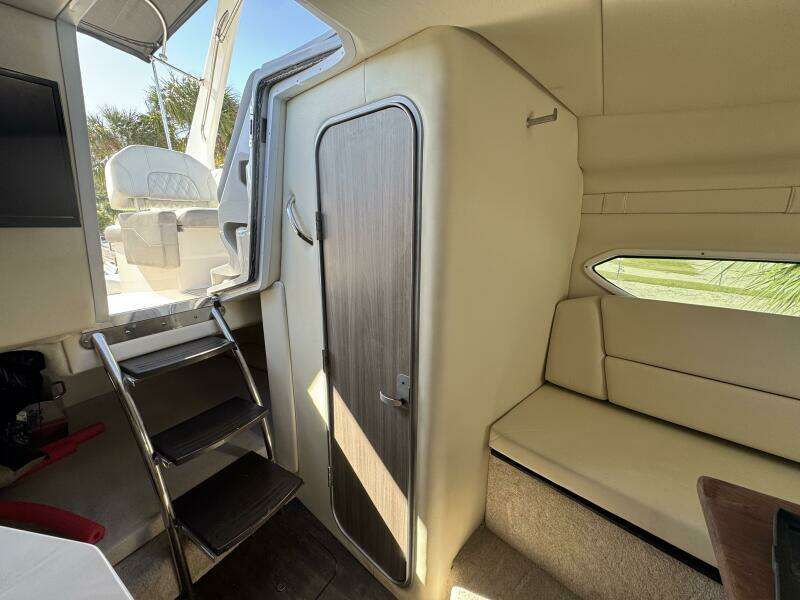 26ft Regal Yacht For Sale