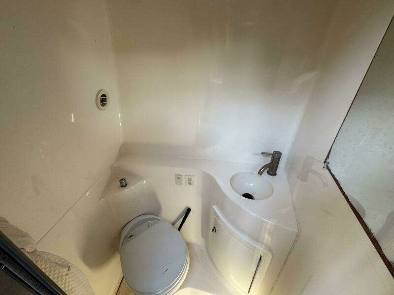 26ft Regal Yacht For Sale