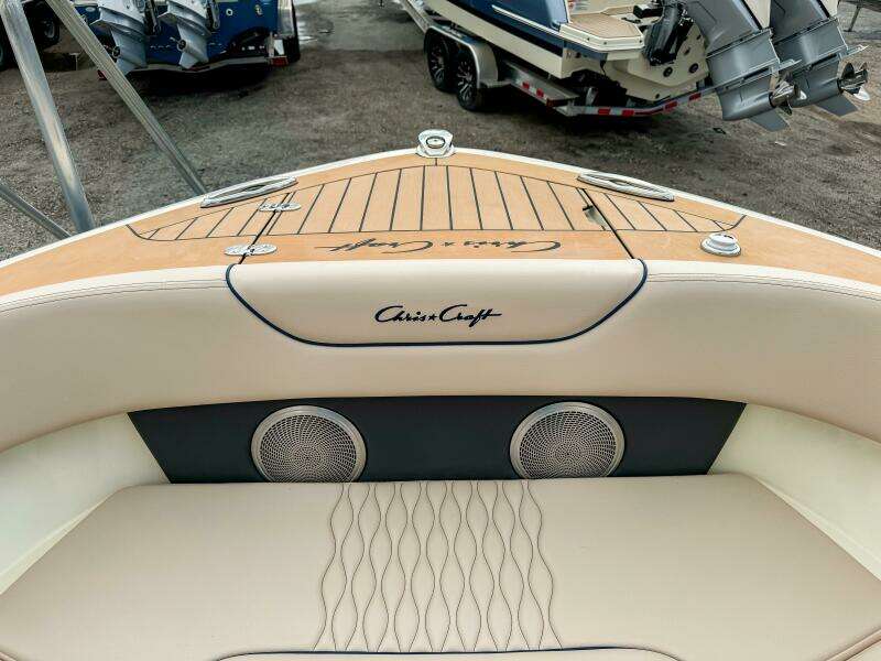 28ft Chris Craft Yacht For Sale