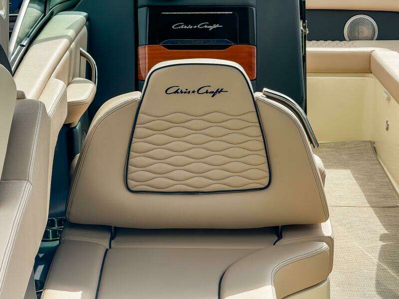 28ft Chris Craft Yacht For Sale