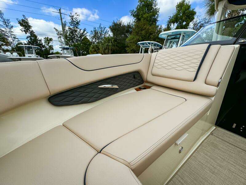 28ft Chris Craft Yacht For Sale