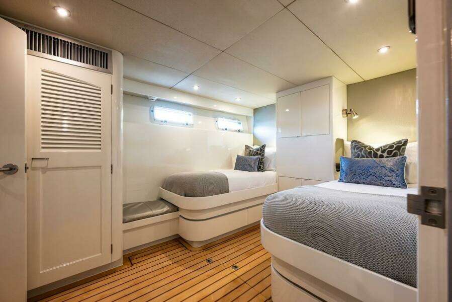 First Home 92ft Cheoy Lee Yacht For Sale