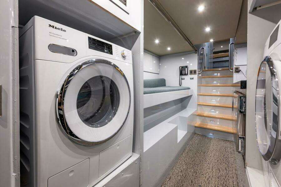 First Home 92ft Cheoy Lee Yacht For Sale