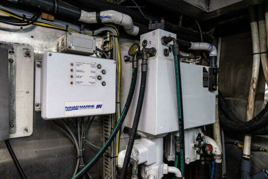 First Home 92ft Cheoy Lee Yacht For Sale