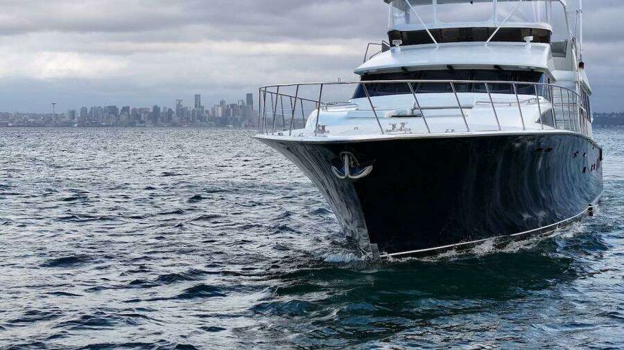 First Home 92ft Cheoy Lee Yacht For Sale