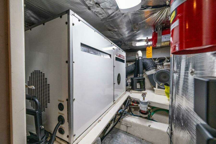 First Home 92ft Cheoy Lee Yacht For Sale