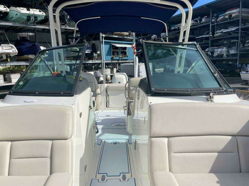 23ft Boston Whaler Yacht For Sale