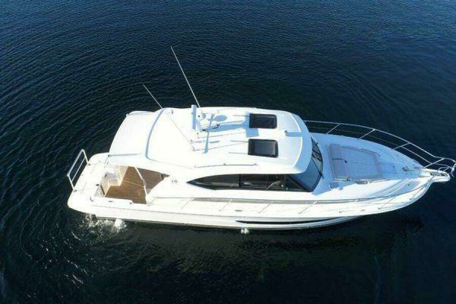 SABINE 39ft Riviera Yacht For Sale