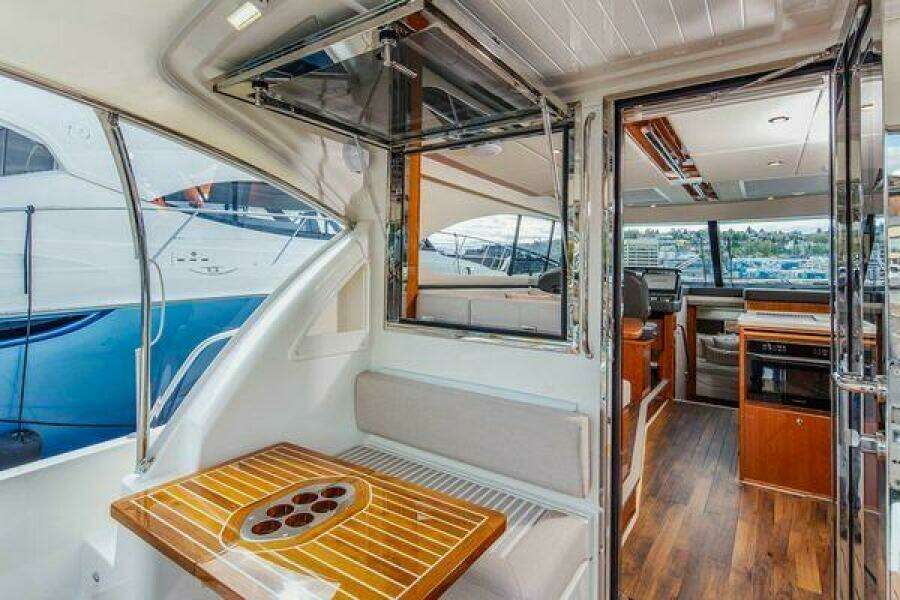 SABINE 39ft Riviera Yacht For Sale