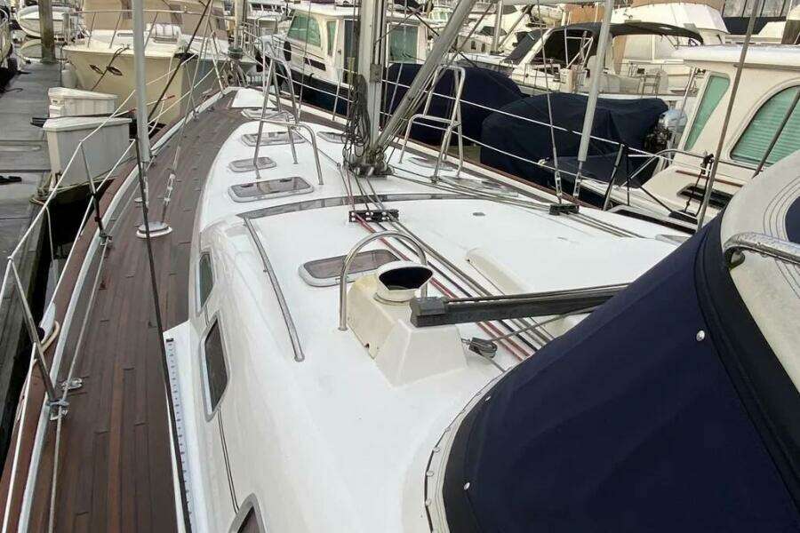 Blue Pearl 47ft Beneteau Yacht For Sale