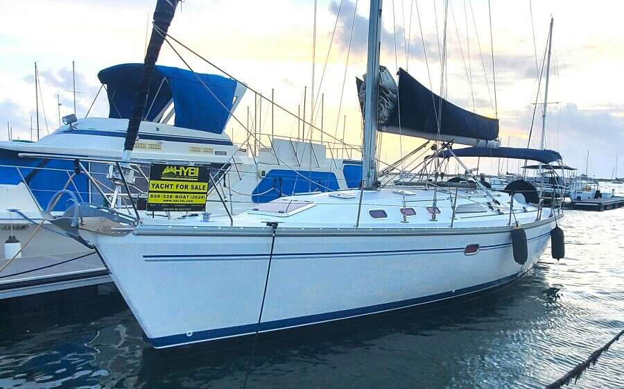 HULLABLOO 41ft Catalina Yacht For Sale