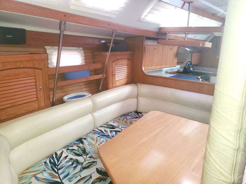 HULLABLOO 41ft Catalina Yacht For Sale