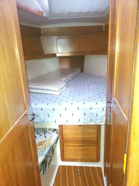 HULLABLOO 41ft Catalina Yacht For Sale