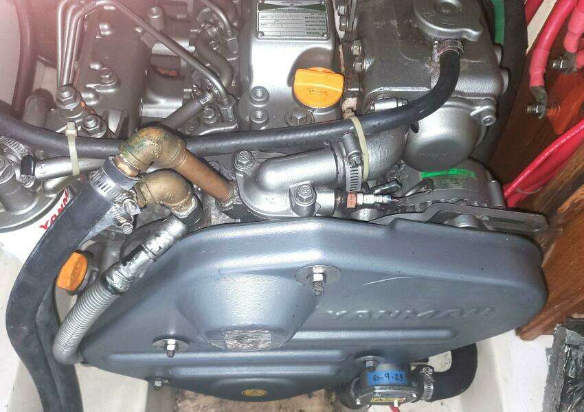 HULLABLOO 41ft Catalina Yacht For Sale