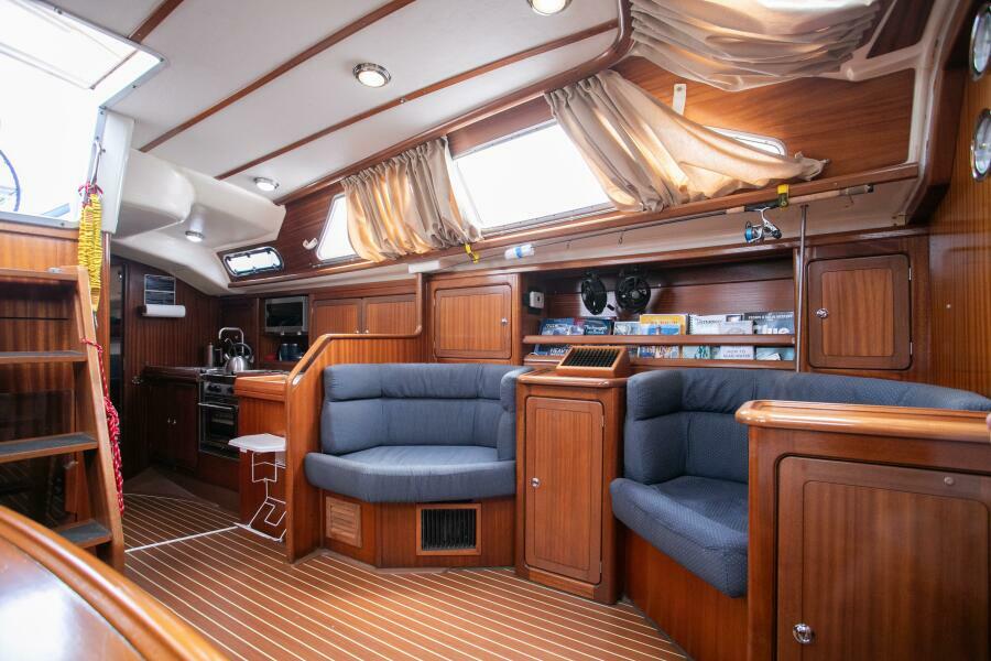 2000 Bavaria Ocean 47