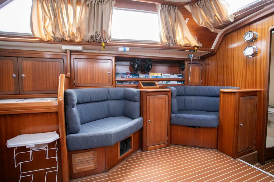 2000 Bavaria Ocean 47