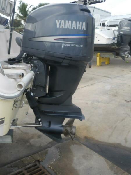 21' 2006 Cobia 210 CC