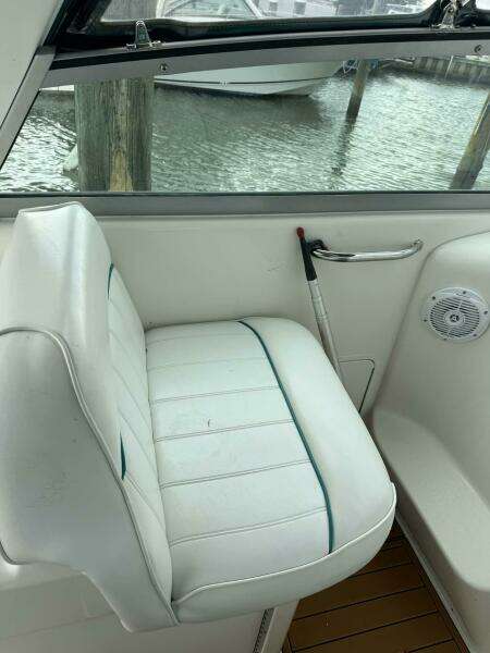 33ft Sea Ray Yacht For Sale