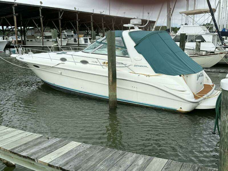 33ft Sea Ray Yacht For Sale