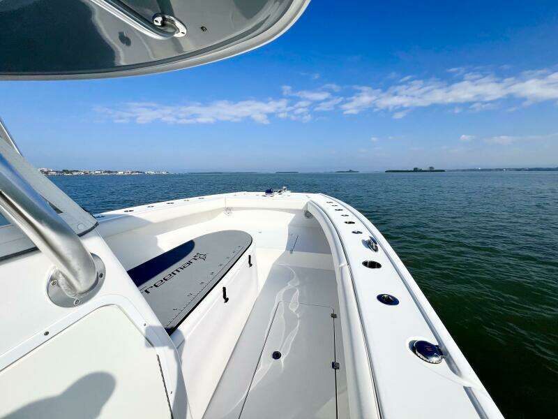 34ft Freeman Yacht For Sale