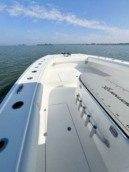 34ft Freeman Yacht For Sale