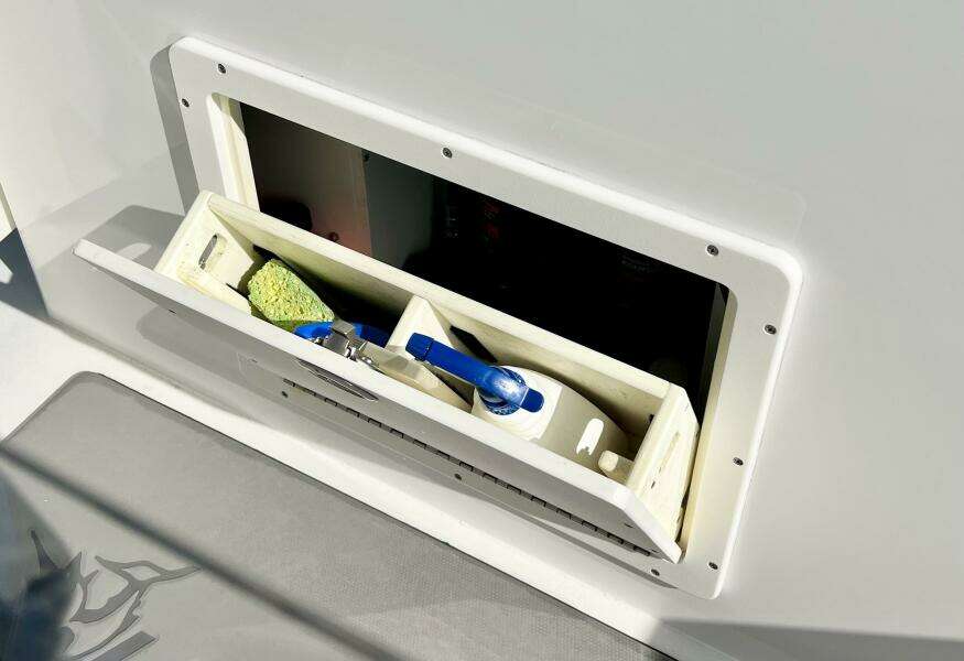 34ft Freeman Yacht For Sale