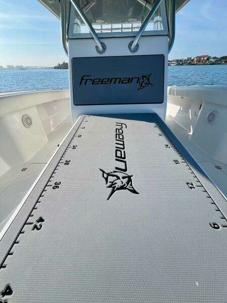 34ft Freeman Yacht For Sale