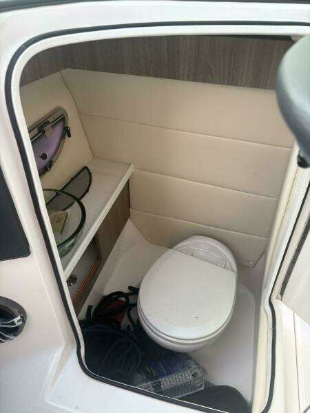 29ft Regal Yacht For Sale