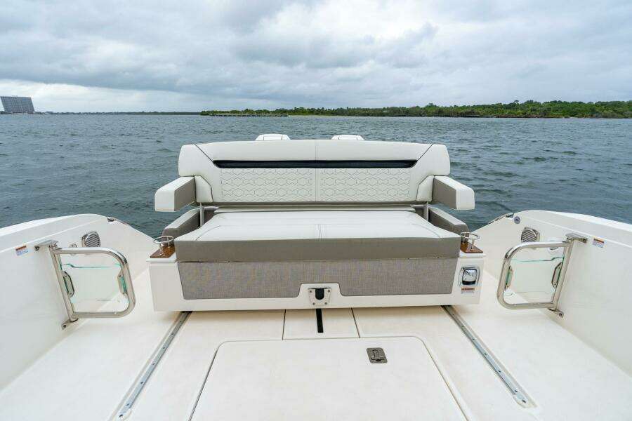 34ft Tiara Sport Yacht For Sale