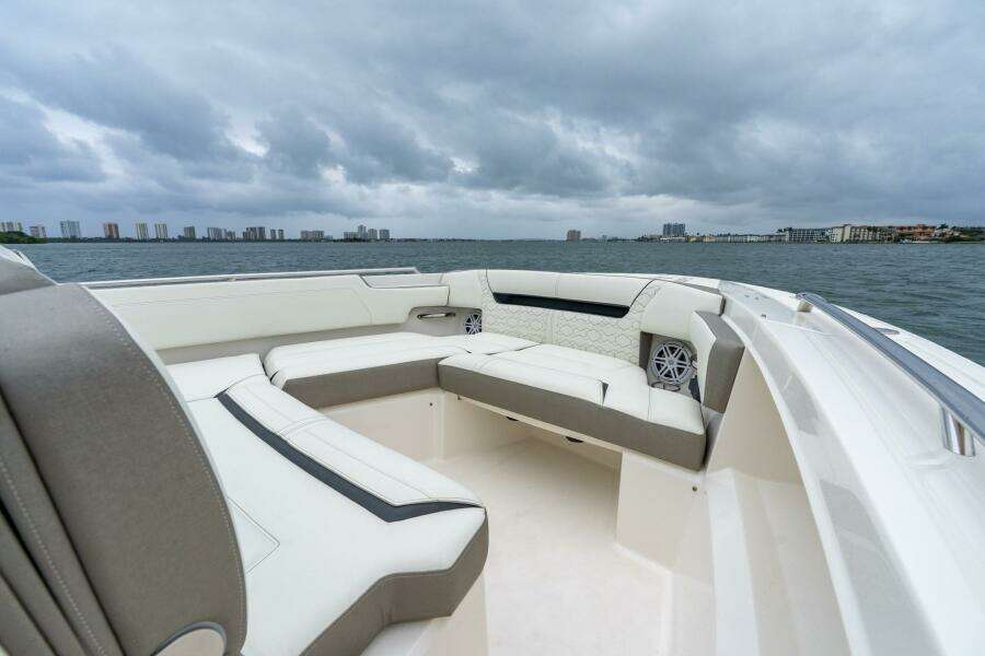 34ft Tiara Sport Yacht For Sale