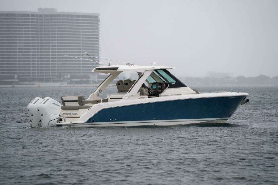 34ft Tiara Sport Yacht For Sale