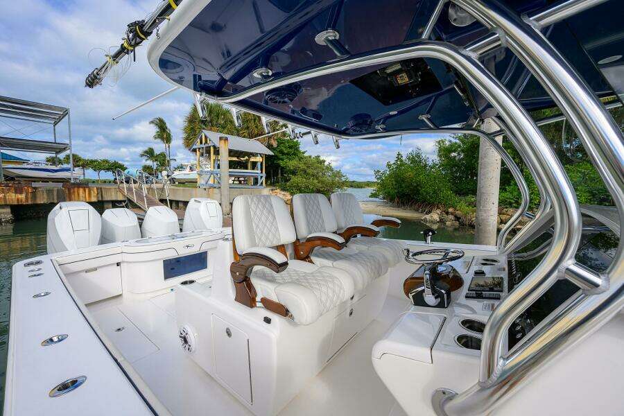 Valhalla 41 - Fishability - Helm Seating