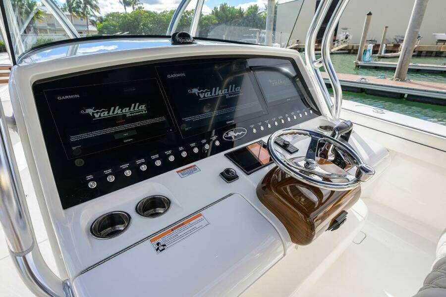 Valhalla 41 - Fishability - Helm Photo