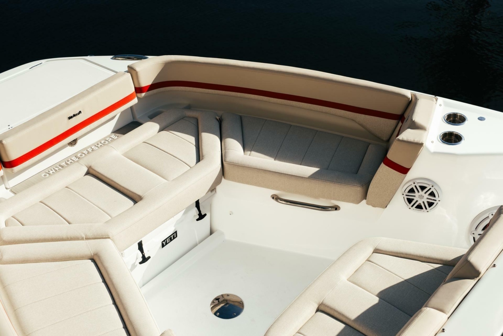 2026 Wellcraft 28 T-Top