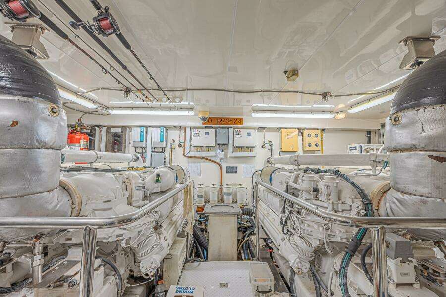 Margarita 74ft Ocean Alexander Yacht For Sale