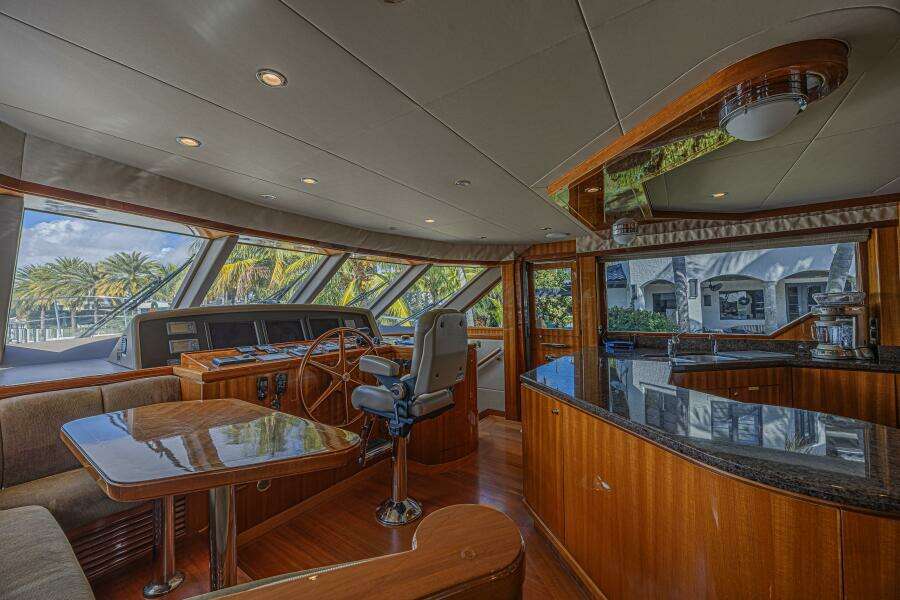 Margarita 74ft Ocean Alexander Yacht For Sale