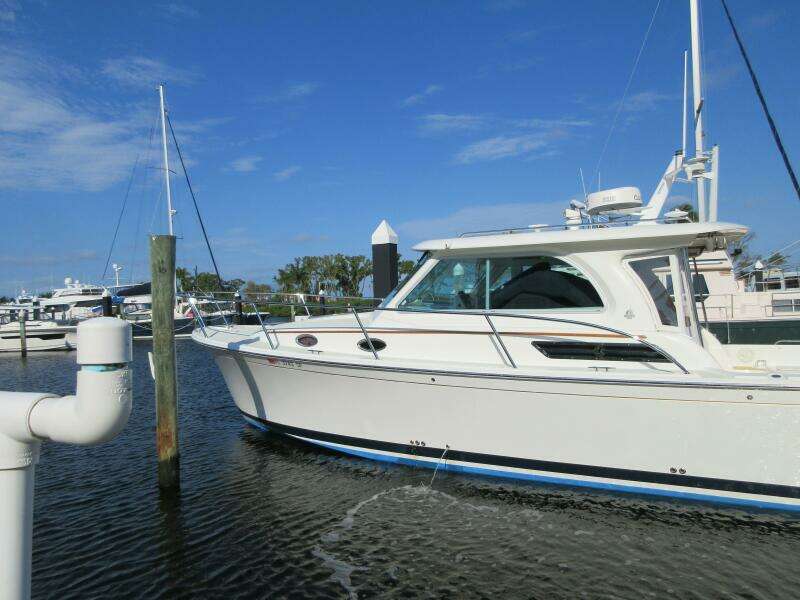 34ft Back Cove Yacht For Sale