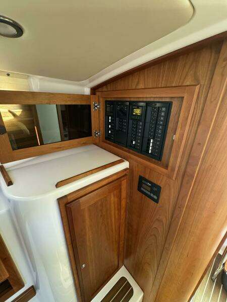 34ft Back Cove Yacht For Sale